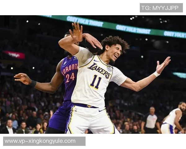 克拉克斯顿成争冠球队首选交易目标引发热议 克拉克斯顿成争冠球队首选交易目标引发热议