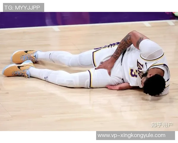 浓眉合同剩余三年价值175亿续约难题或将影响球队未来发展 浓眉合同剩余三年价值175亿续约难题或将影响球队未来发展